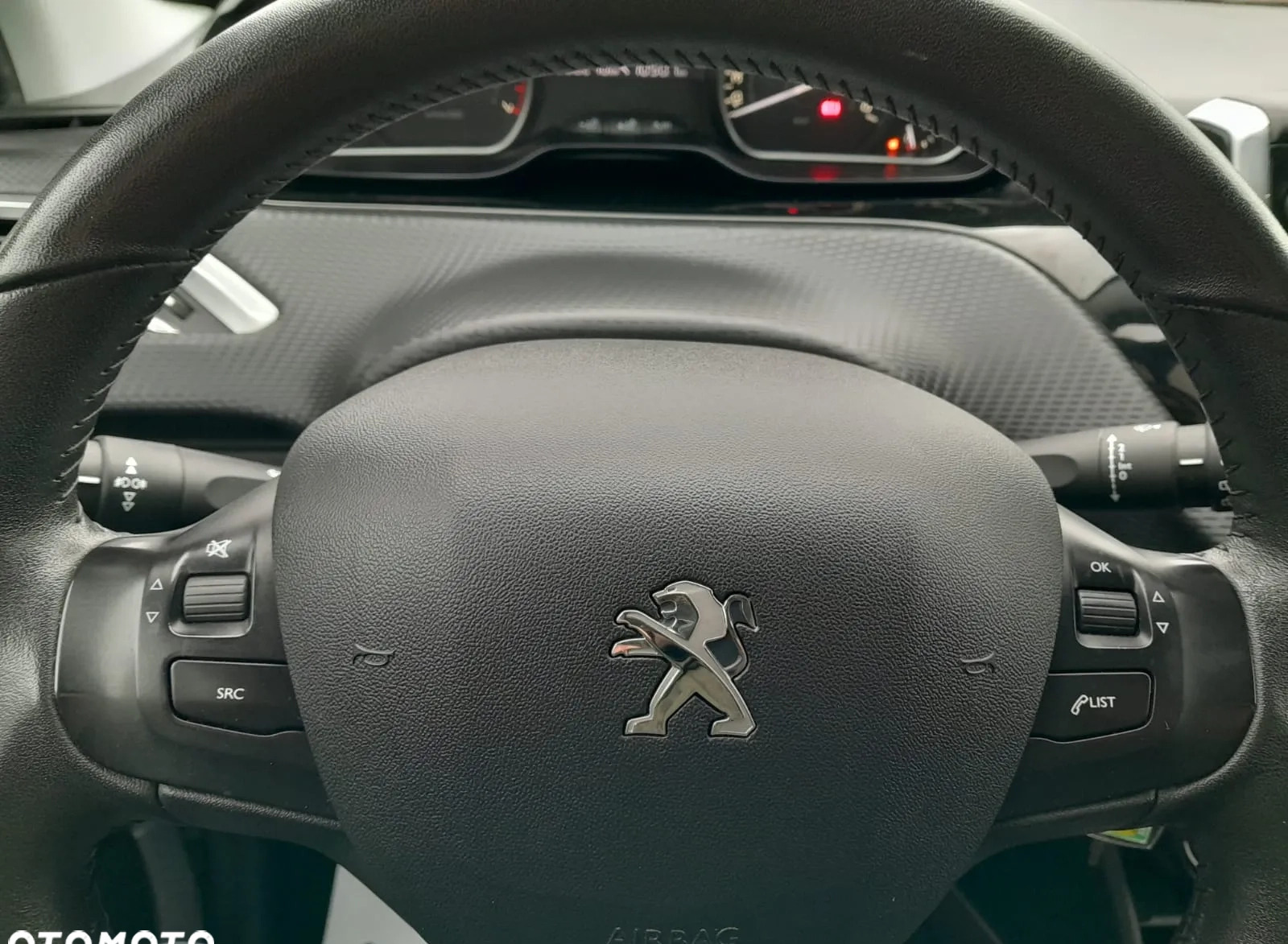 Peugeot 2008 cena 33700 przebieg: 96000, rok produkcji 2016 z Opoczno małe 106